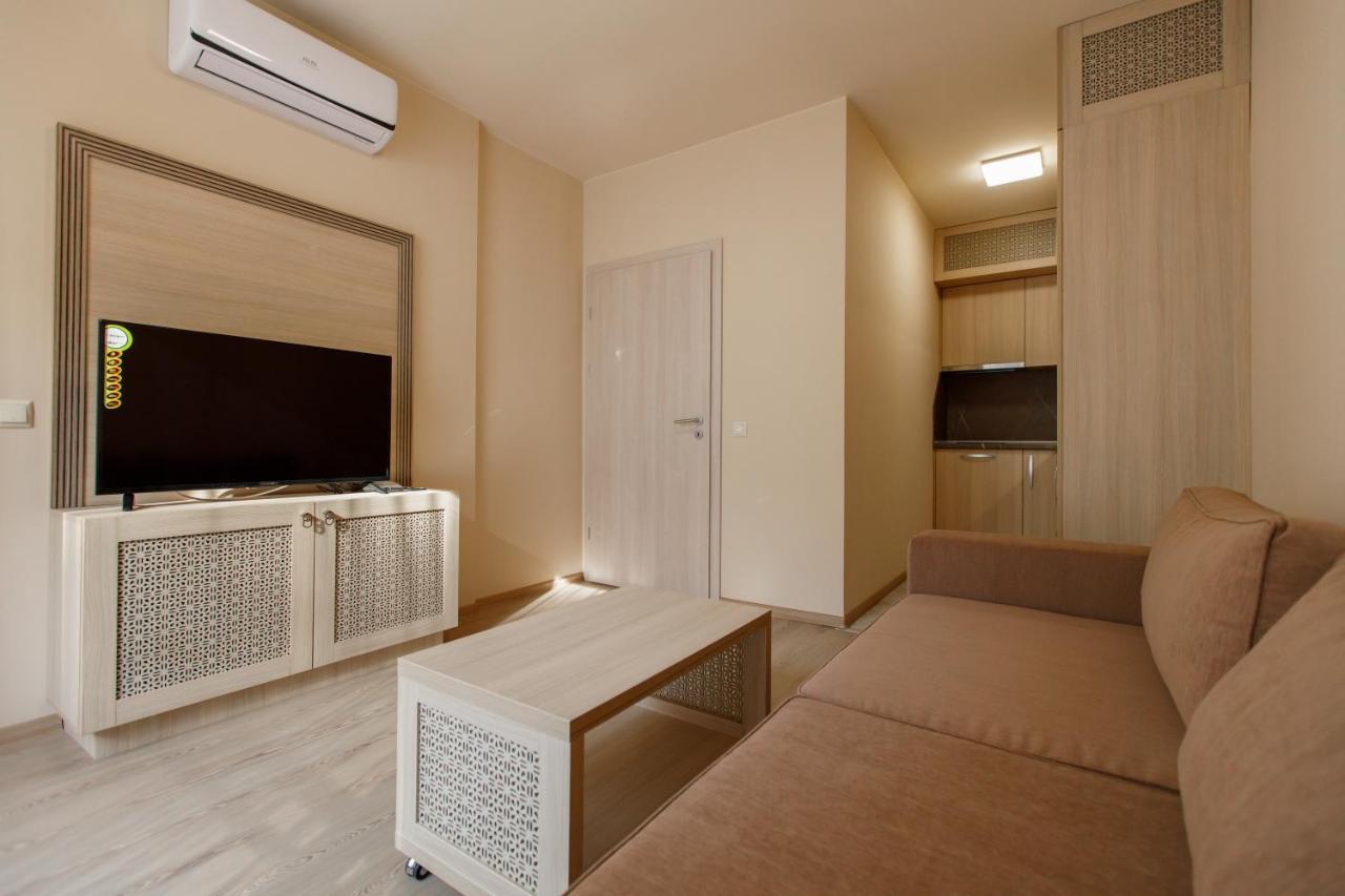 Private Apartments In Argisht Partez 골든샌드 외부 사진