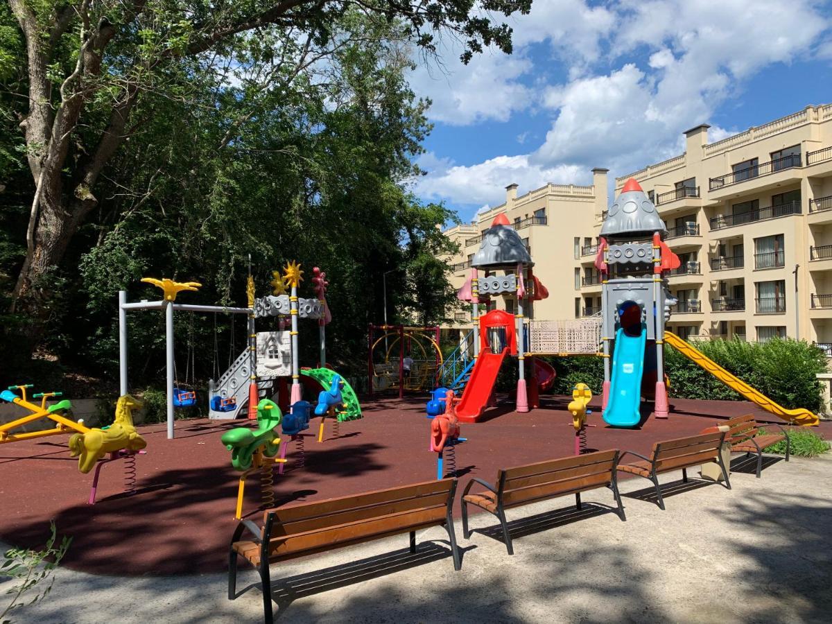 Private Apartments In Argisht Partez 골든샌드 외부 사진